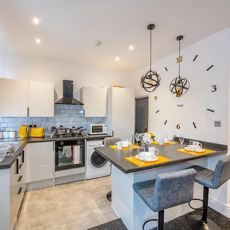 *rb10w* For Your Relaxed & Cosy + Free Parking + Free Fast Wifi * * 리즈