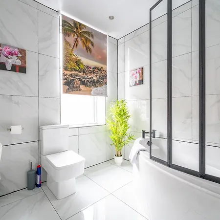 홈스테이 *rb10w* For Your Relaxed & Cosy + Free Parking + Free Fast Wifi * 리즈