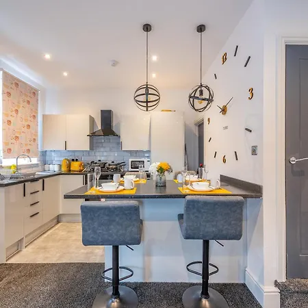 *rb10w* For Your Relaxed & Cosy + Free Parking + Free Fast Wifi * Проживання в сім'ї Лідс