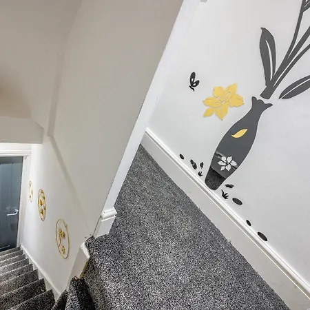 *rb10w* For Your Relaxed & Cosy + Free Parking + Free Fast Wifi * Лідс