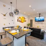 *rb10w* For Your Relaxed & Cosy + Free Parking + Free Fast Wifi * 홈스테이 리즈