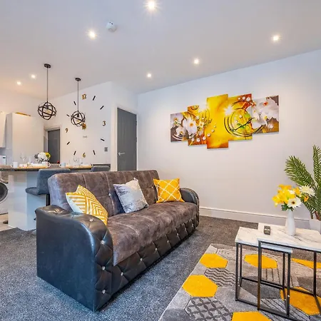 *rb10w* For Your Relaxed & Cosy + Free Parking + Free Fast Wifi * בית אירוח