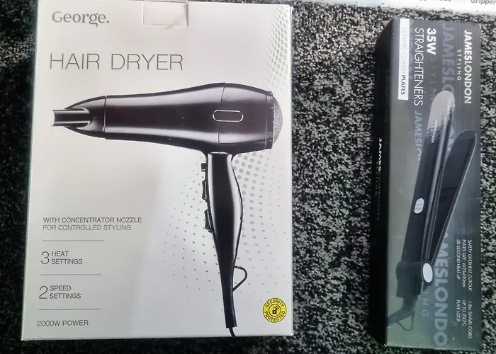 *rb10w* For Your Relaxed & Cosy + Free Parking + Free Fast Wifi * בית אירוח